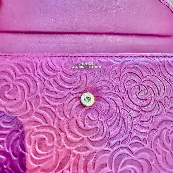 Mundi Rose Embossed Wallet - Picture 7 of 7
